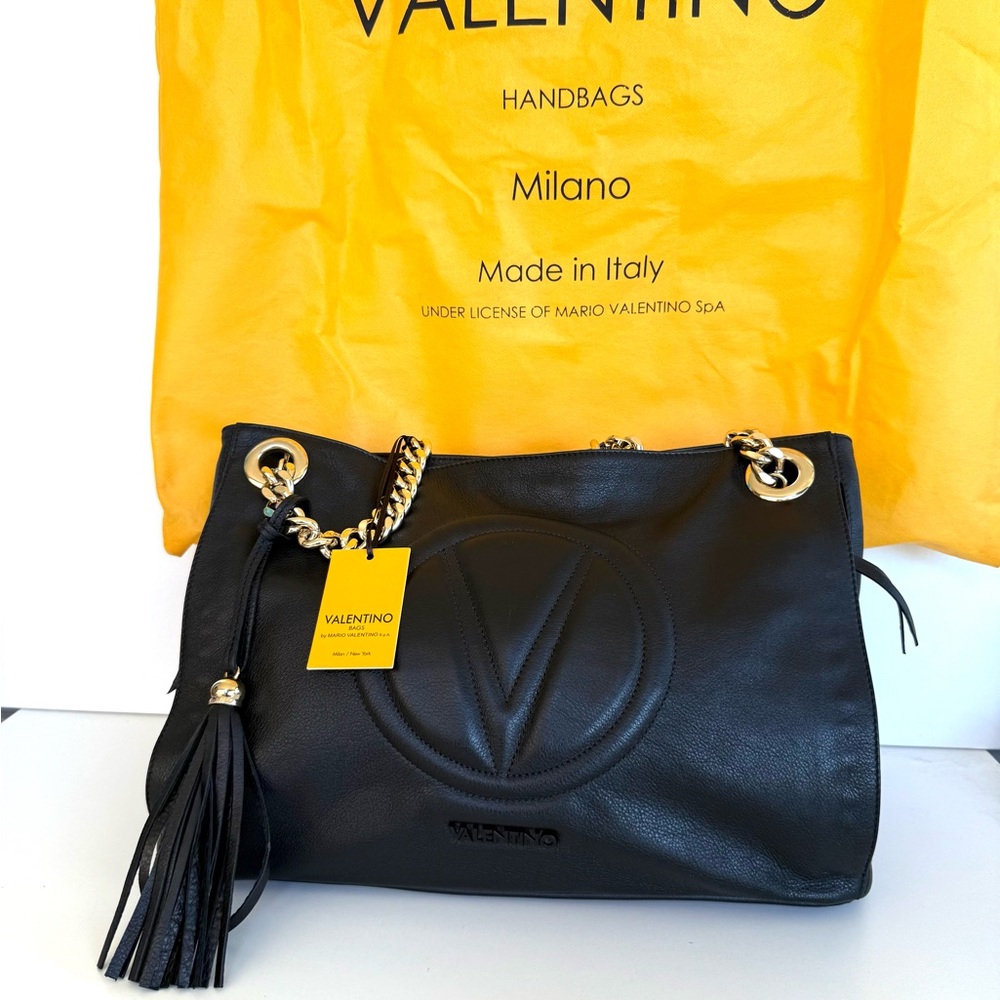 Authentic Valentino Black Leather Shoulder Bag with Gold Chain Great condition